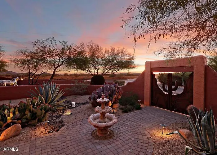 Holiday home Sprawling Arizona Oasis W/ Dream Backyard *